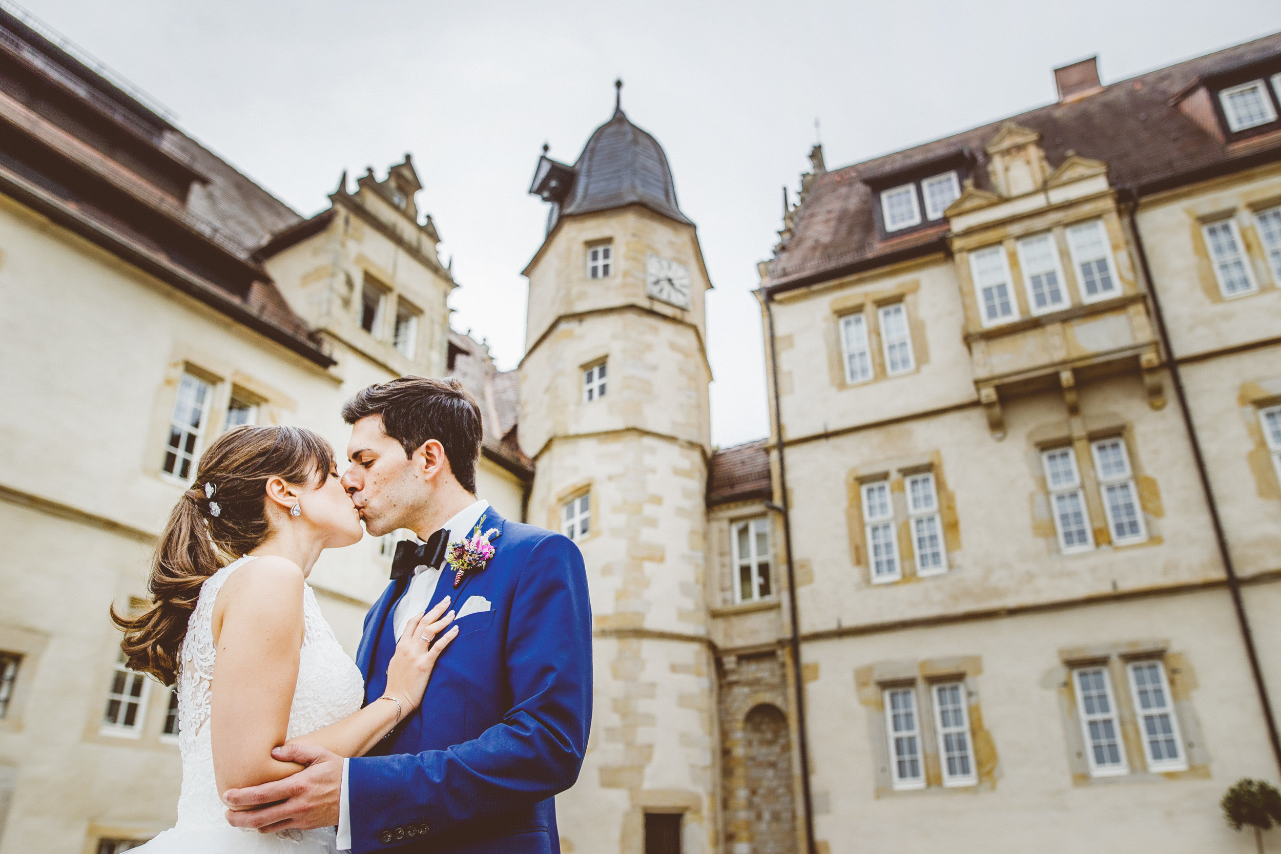 Logo von hochzeitshelden.co