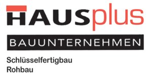 Logo von HAUSplus GmbH Bauunternehmen