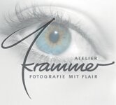 Logo von Atelier Krammer Fotostudio | Unterhaching & Ottobrunn