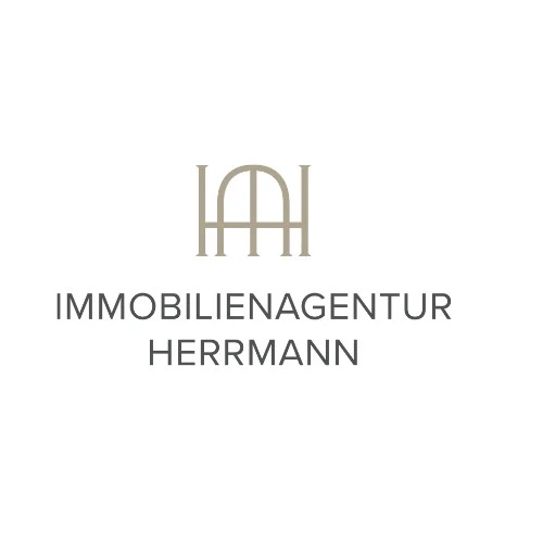 Logo von Immobilienagentur Herrmann - Immobilien verkaufen, bewerten und vermieten - Immobilienmakler Buxtehude